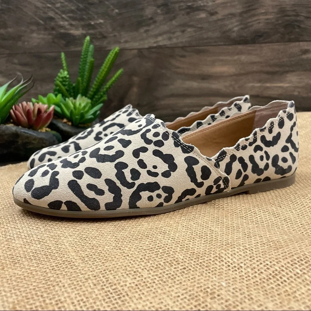 NIB Lucky Brand Cloeey Scalloped Leopard Flat
